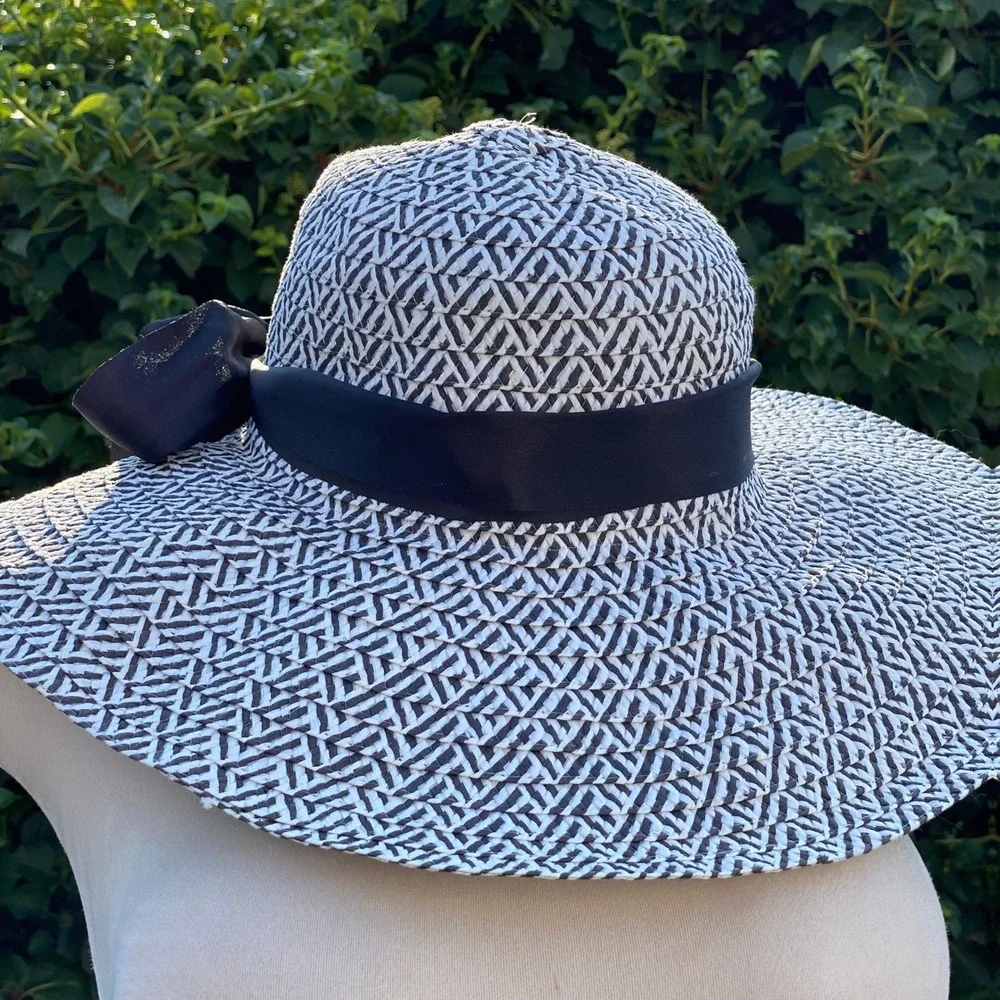 90s Chic Wide Brim Sun Hat Women's Black White Woven Straw Ribbon Bow Summer Hat